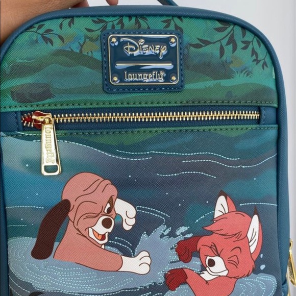 Fox and the hound Loungefly backpack - Picture 2 of 4